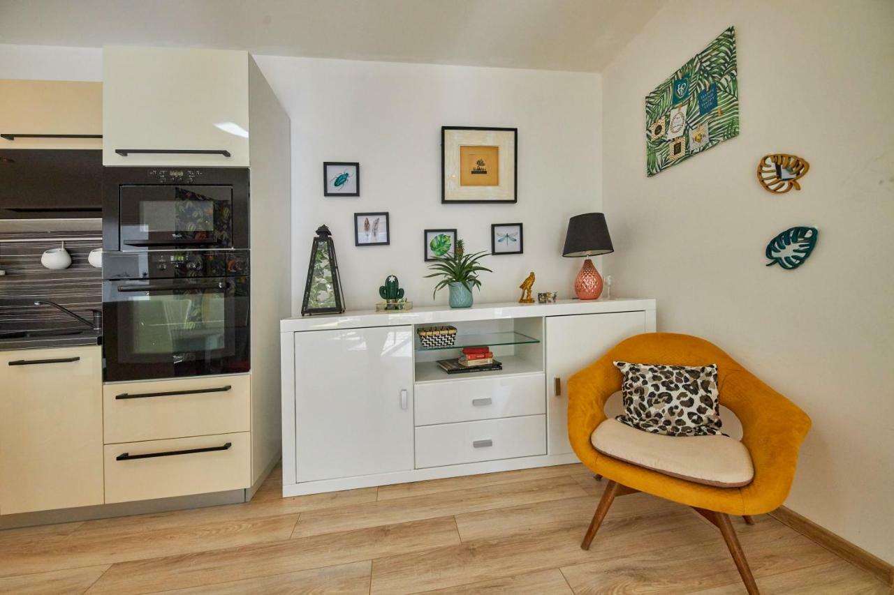 Pineapple Apartment Bratislava Luaran gambar