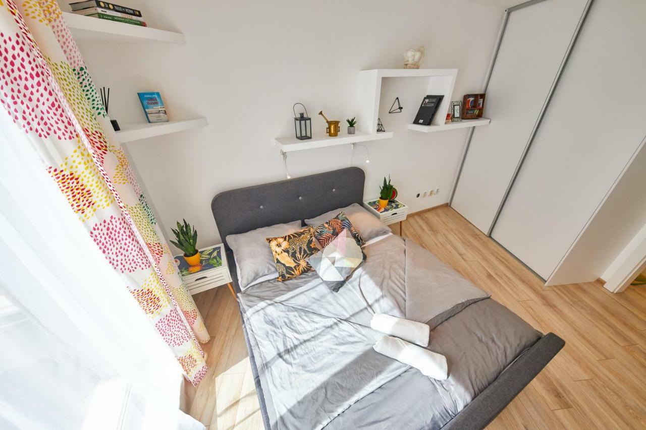 Pineapple Apartment Bratislava Luaran gambar