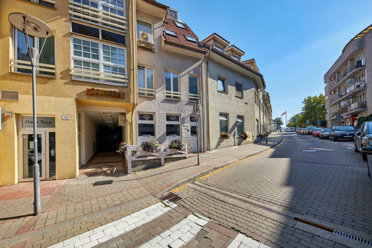 Pineapple Apartment Bratislava Luaran gambar